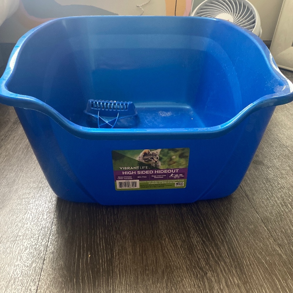 Litter box